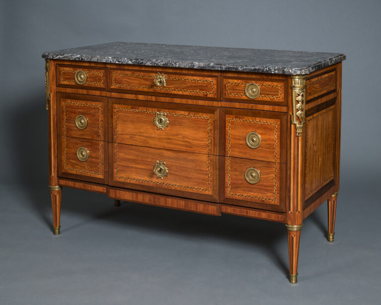 Commode d&rsquo;époque Louis XVI